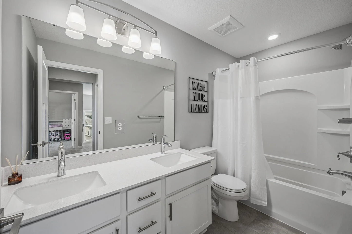 104 Hummingbird Way, Delano, MN 55328