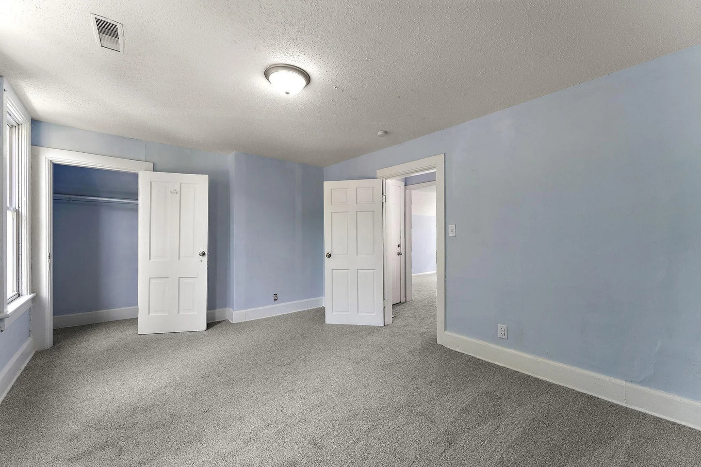 538 Charles Avenue, Saint Paul, MN 55103