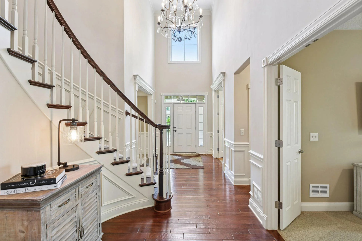 10009 Frederick Place, Eden Prairie, MN 55347