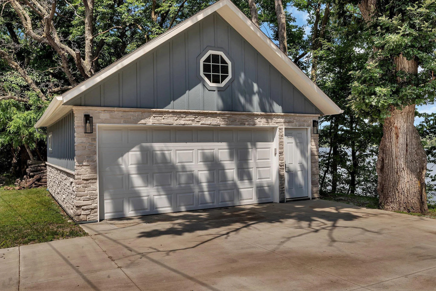565 Brooks Lake Road, Cokato, MN 55321