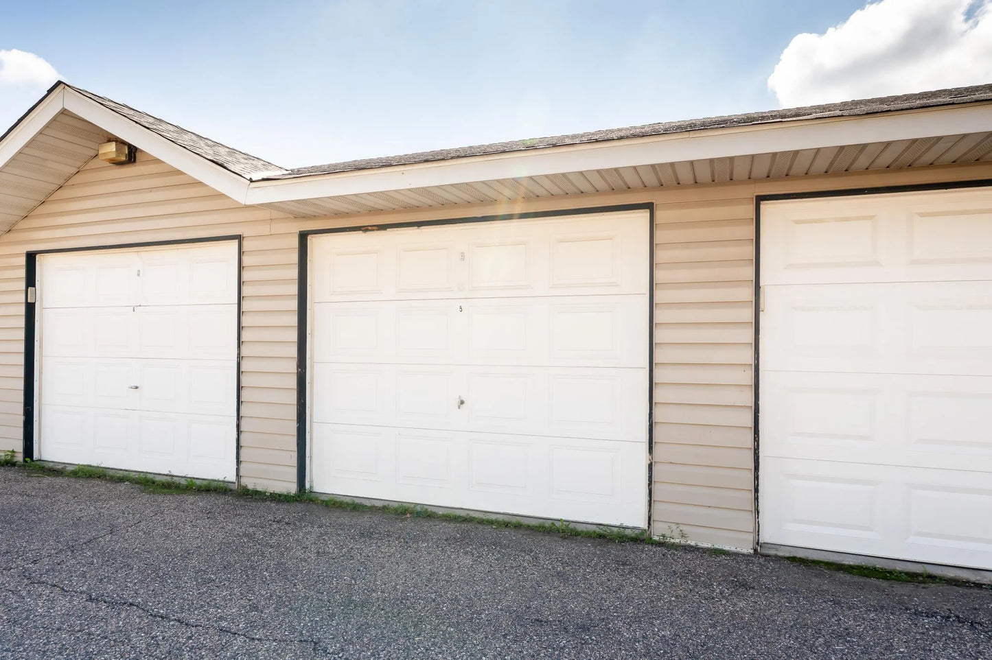 1279 Taylor Street, Shakopee, MN 55379