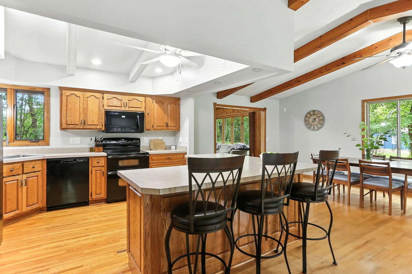 504 135th Street, Burnsville, MN 55337