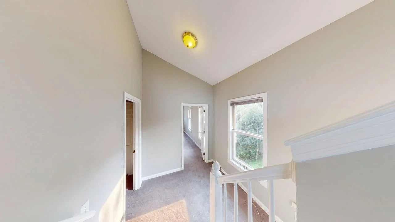 520 Hanlon Ave , Orono, MN 55391