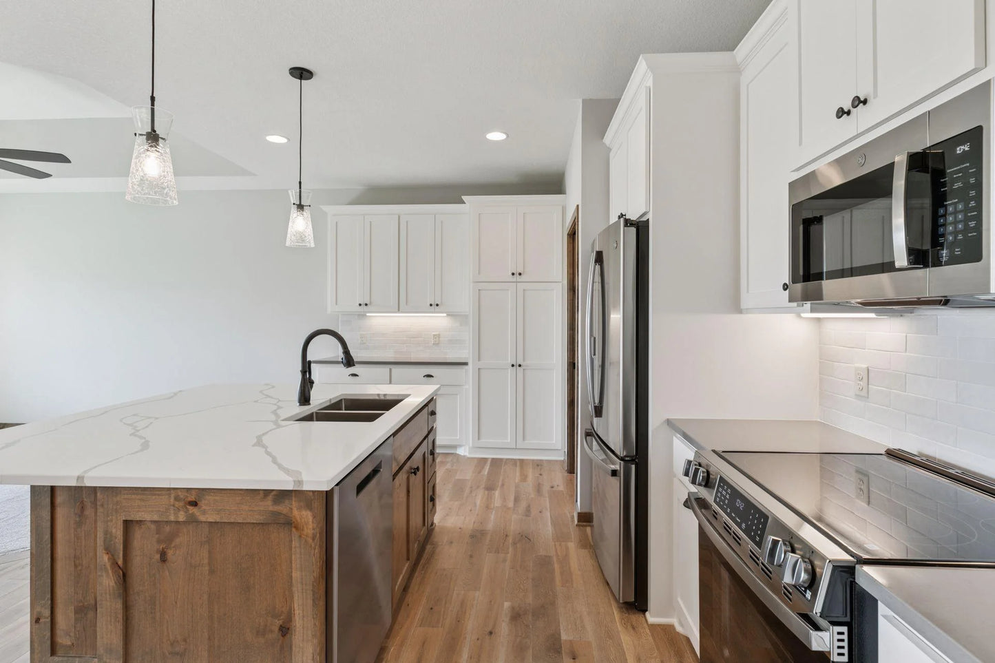 109 Vista Way, Waconia, MN 55387