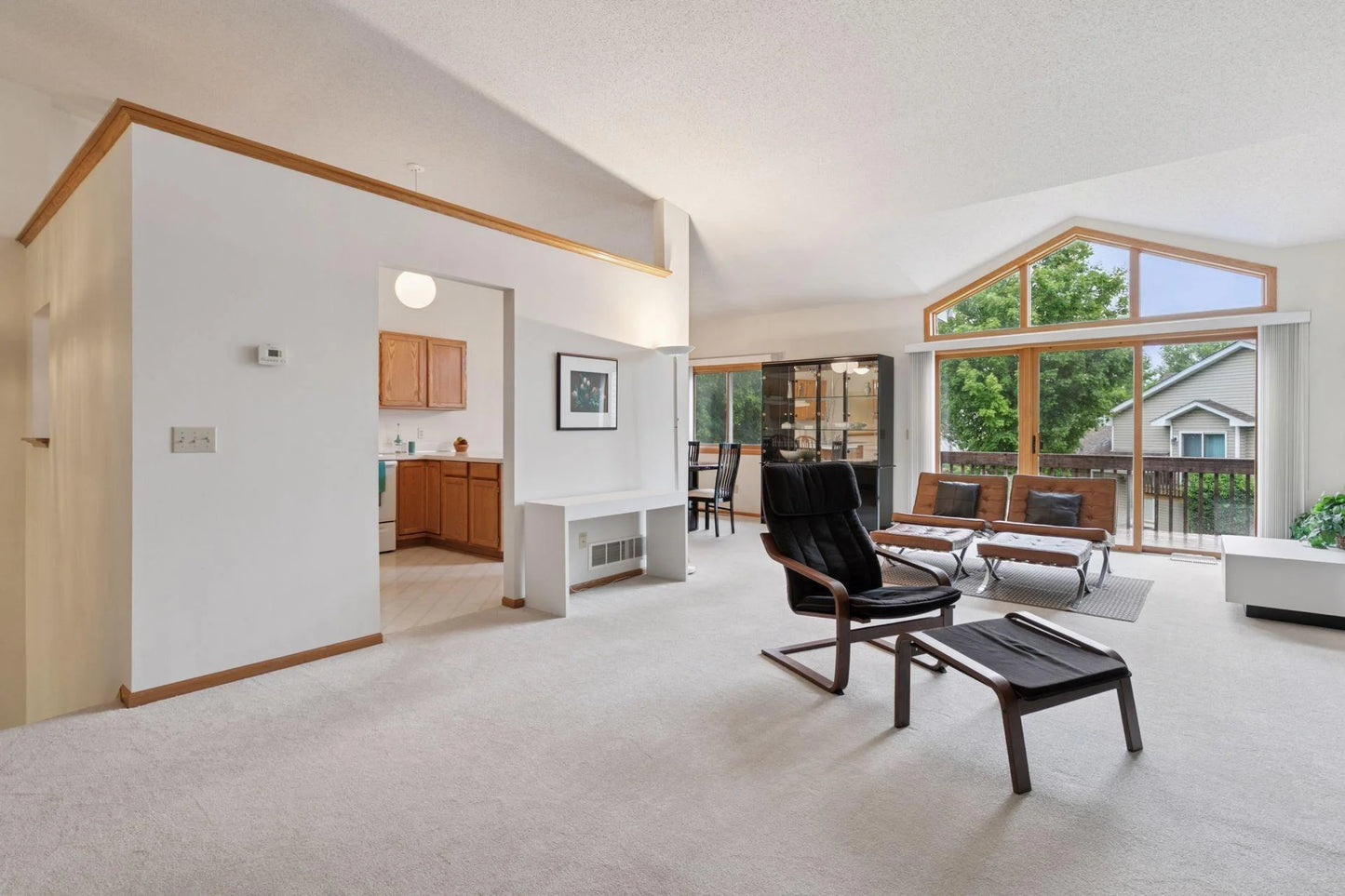 4318 Mccoll Drive, Savage, MN 55378