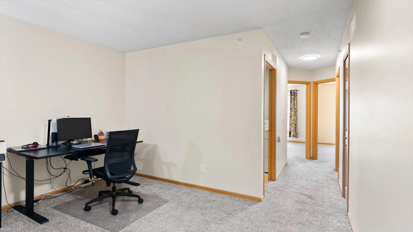 13749 Atrium Avenue, Rosemount, MN 55068
