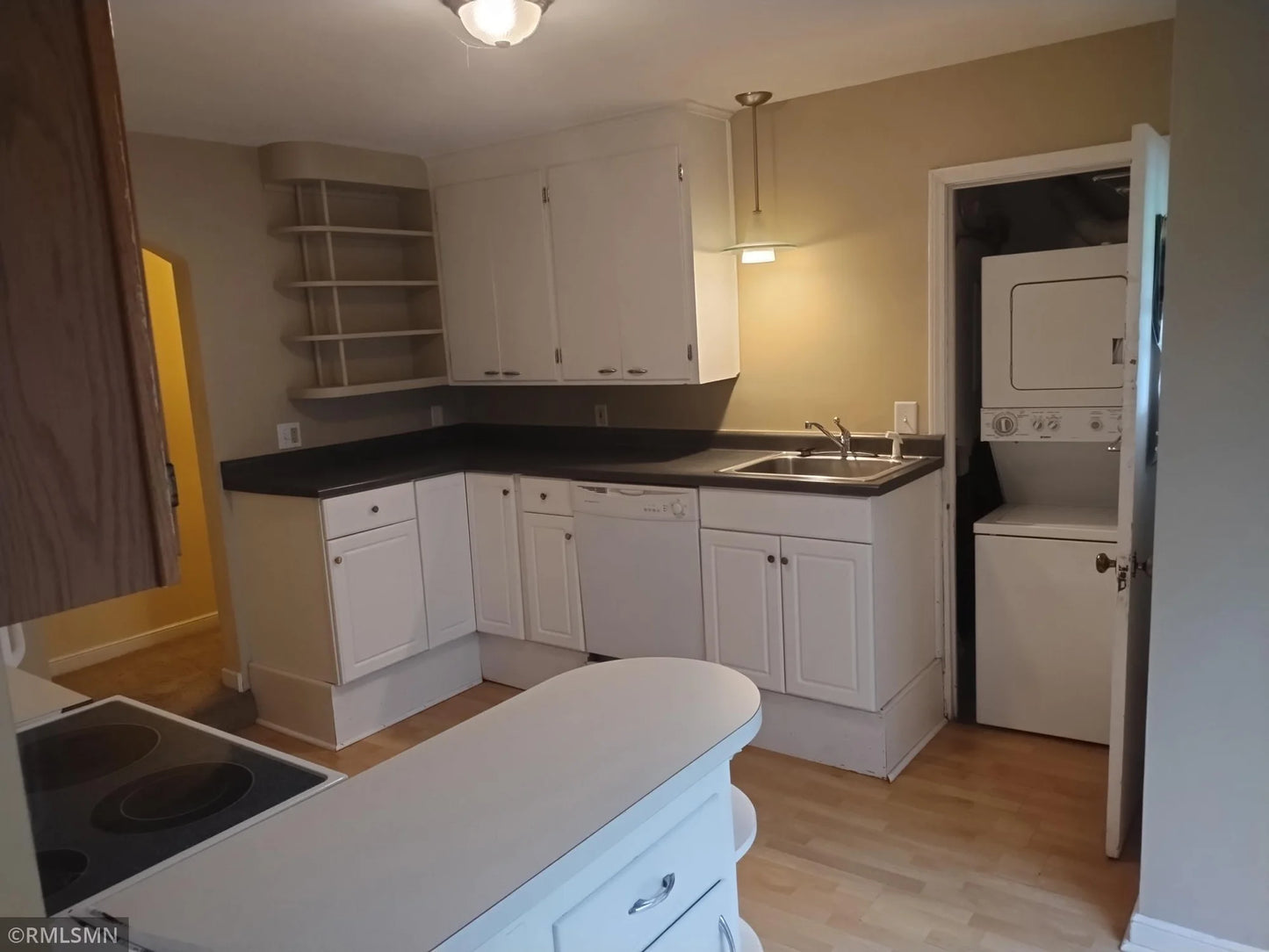 1872 Mississippi River Boulevard, Saint Paul, MN 55116