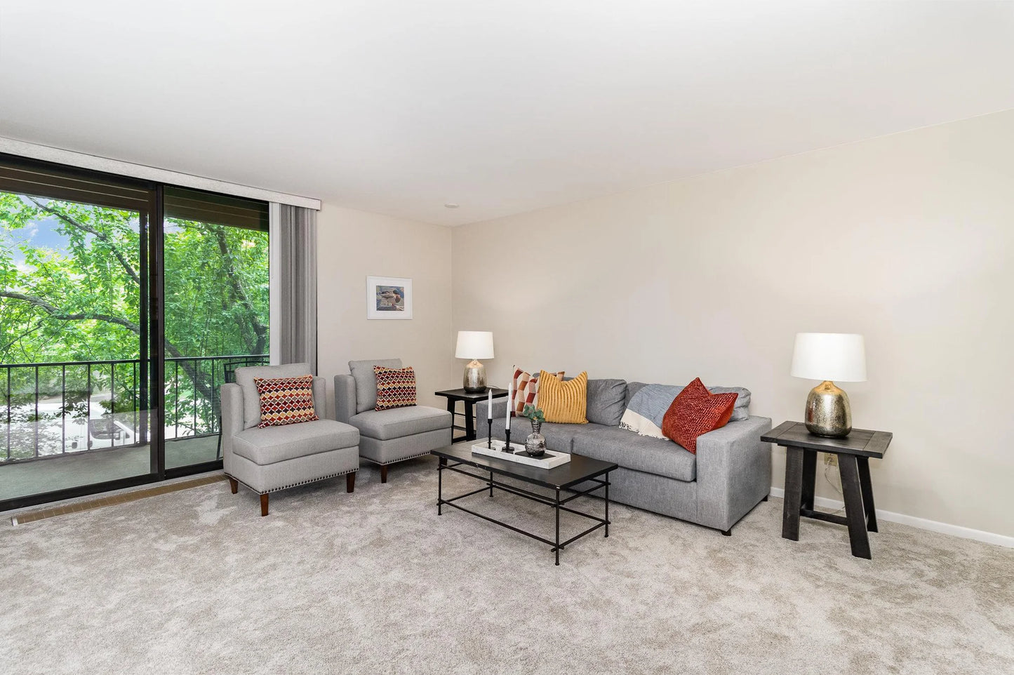 6085 Lincoln Drive, Edina, MN 55436