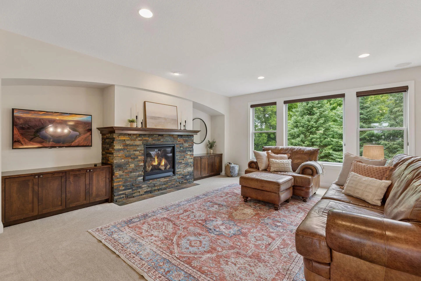 11668 Azure Court, Inver Grove Heights, MN 55077