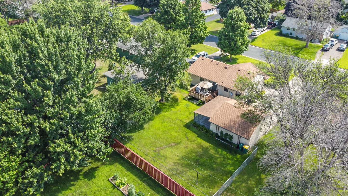 5913 Zenith Avenue, Brooklyn Center, MN 55429