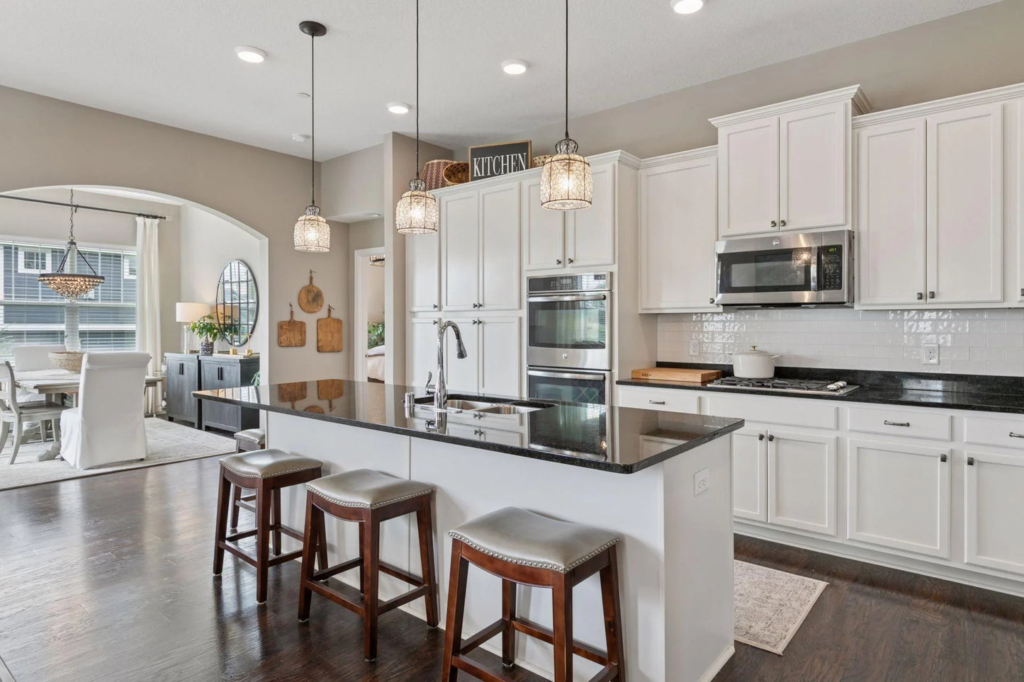 16529 Diamonte Path, Lakeville, MN 55044