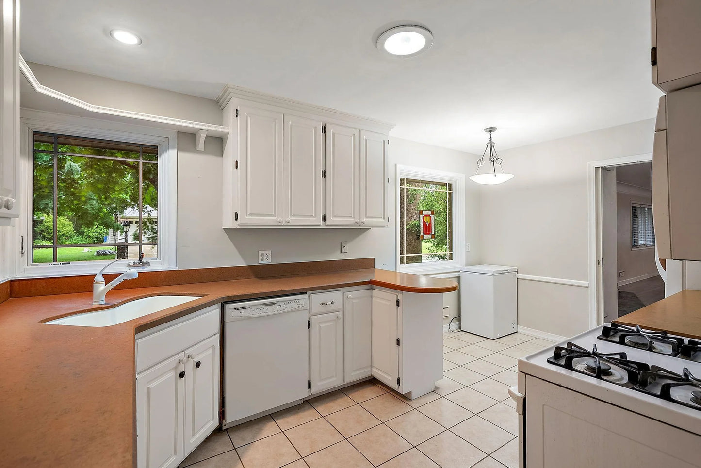 5241 Edenmoor Street, Edina, MN 55436
