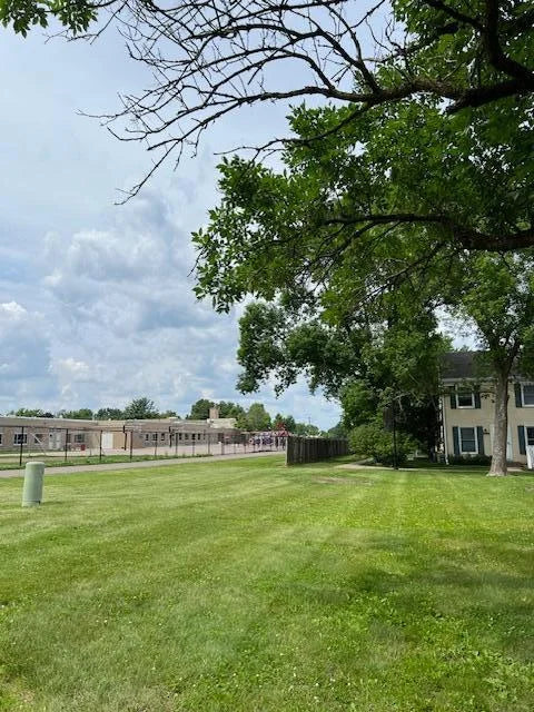 4918 Grenwich Trail, Oakdale, MN 55128