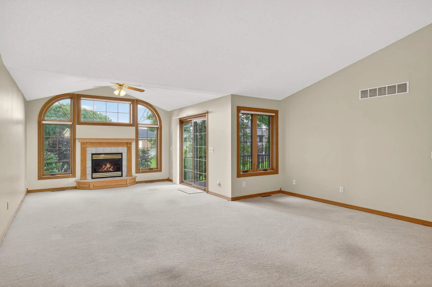 6236 Creekview Lane, Brooklyn Park, MN 55443
