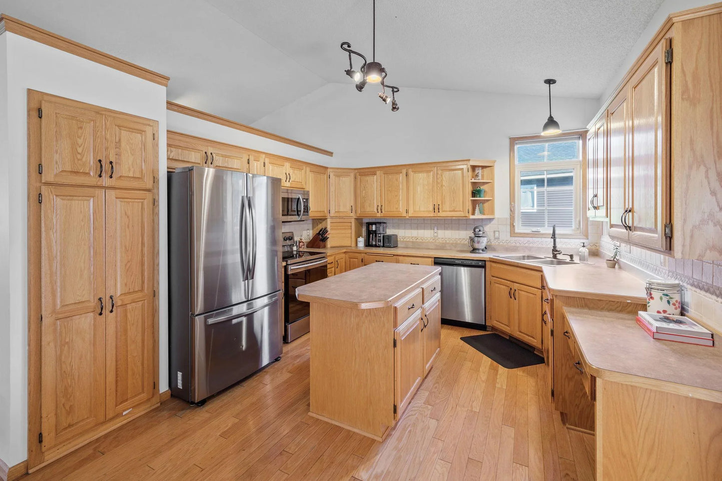 10462 Karston Avenue, Albertville, MN 55301