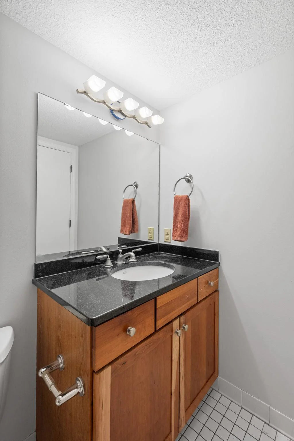 401 1st Street, Minneapolis, MN 55401