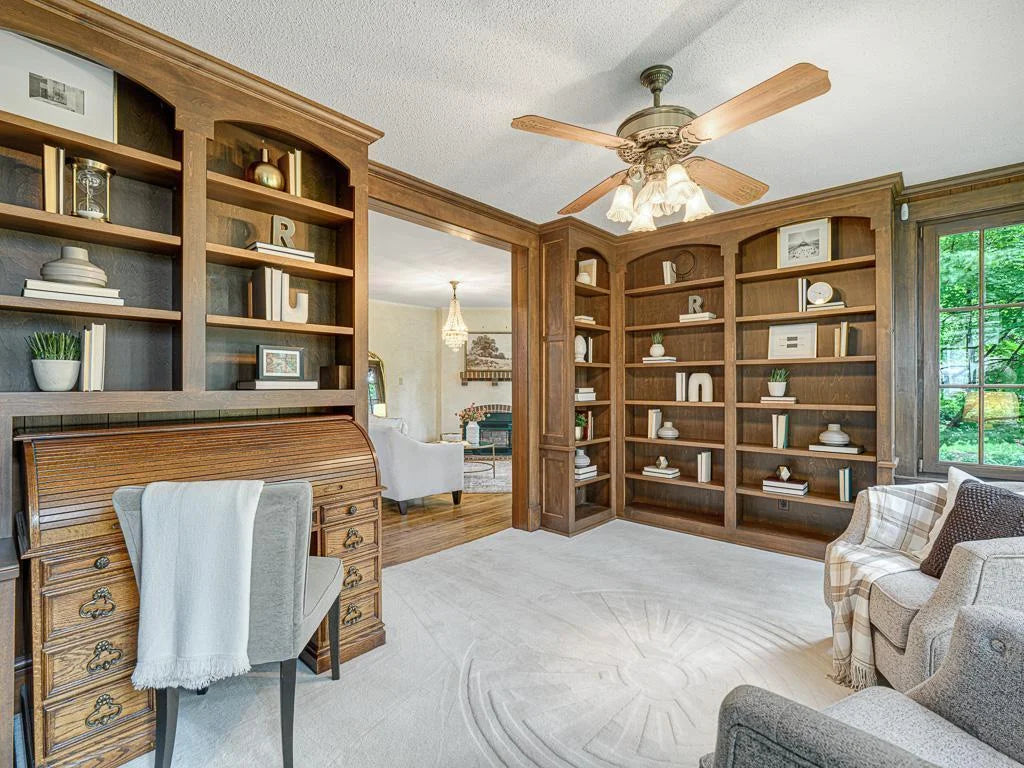 15 Benhill Road, Saint Paul, MN 55105