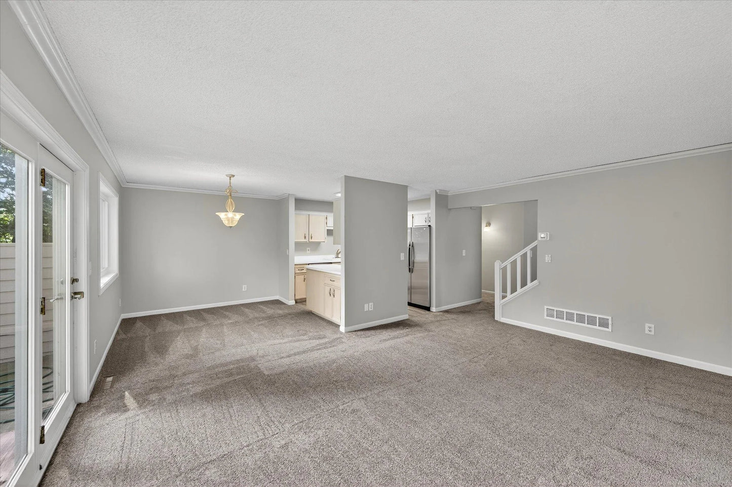 5392 Old Shakopee Circle, Bloomington, MN 55437