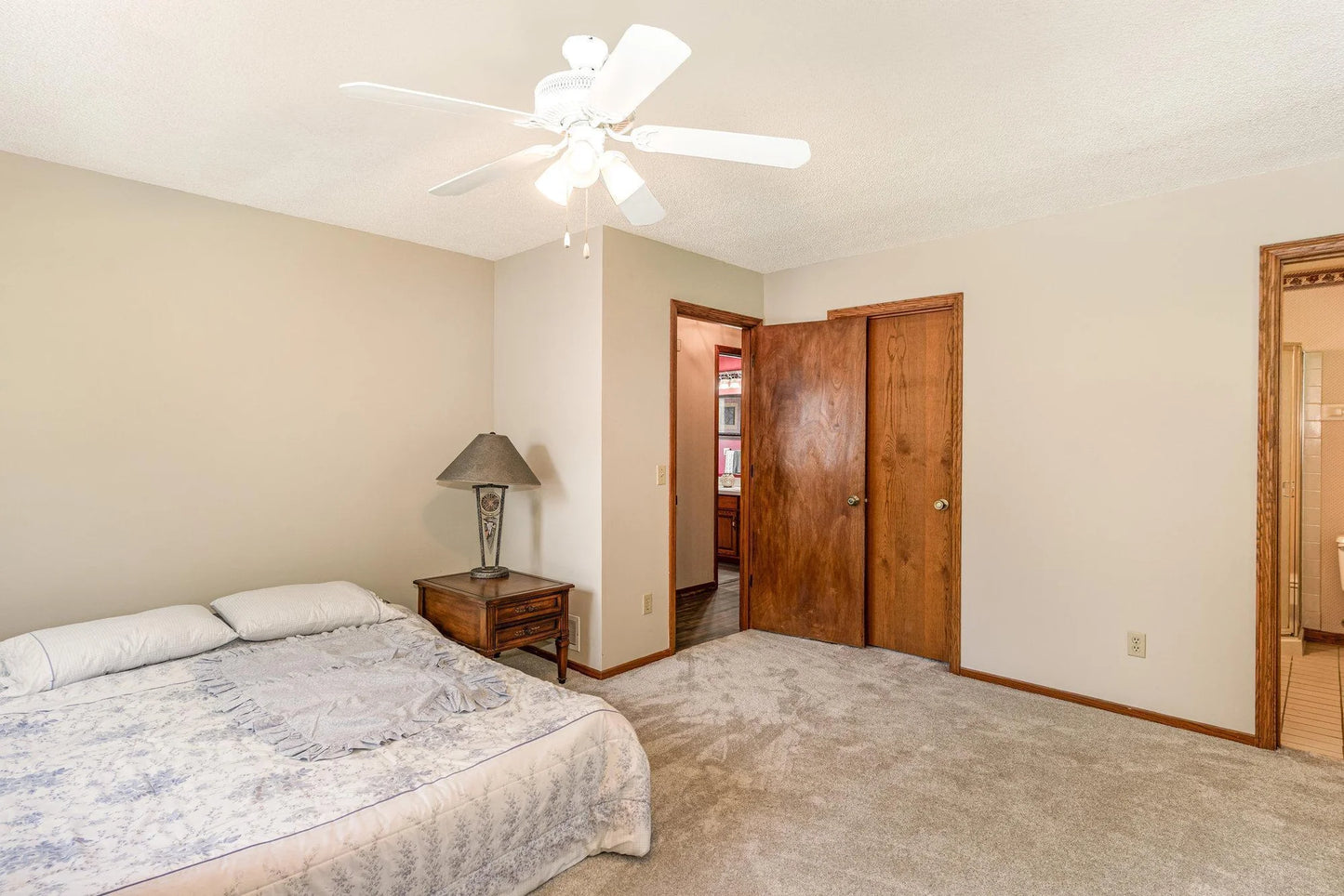4231 Yorktown Drive, Eagan, MN 55123