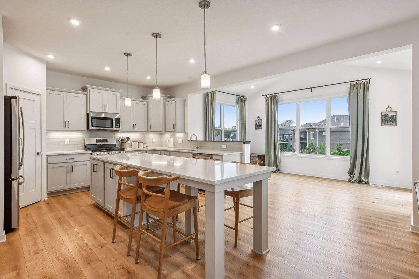 146 Maple Terrace, Waconia, MN 55387