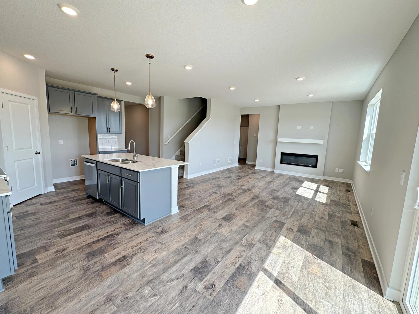 6187 Jensen Alcove South , Cottage Grove, MN 55016
