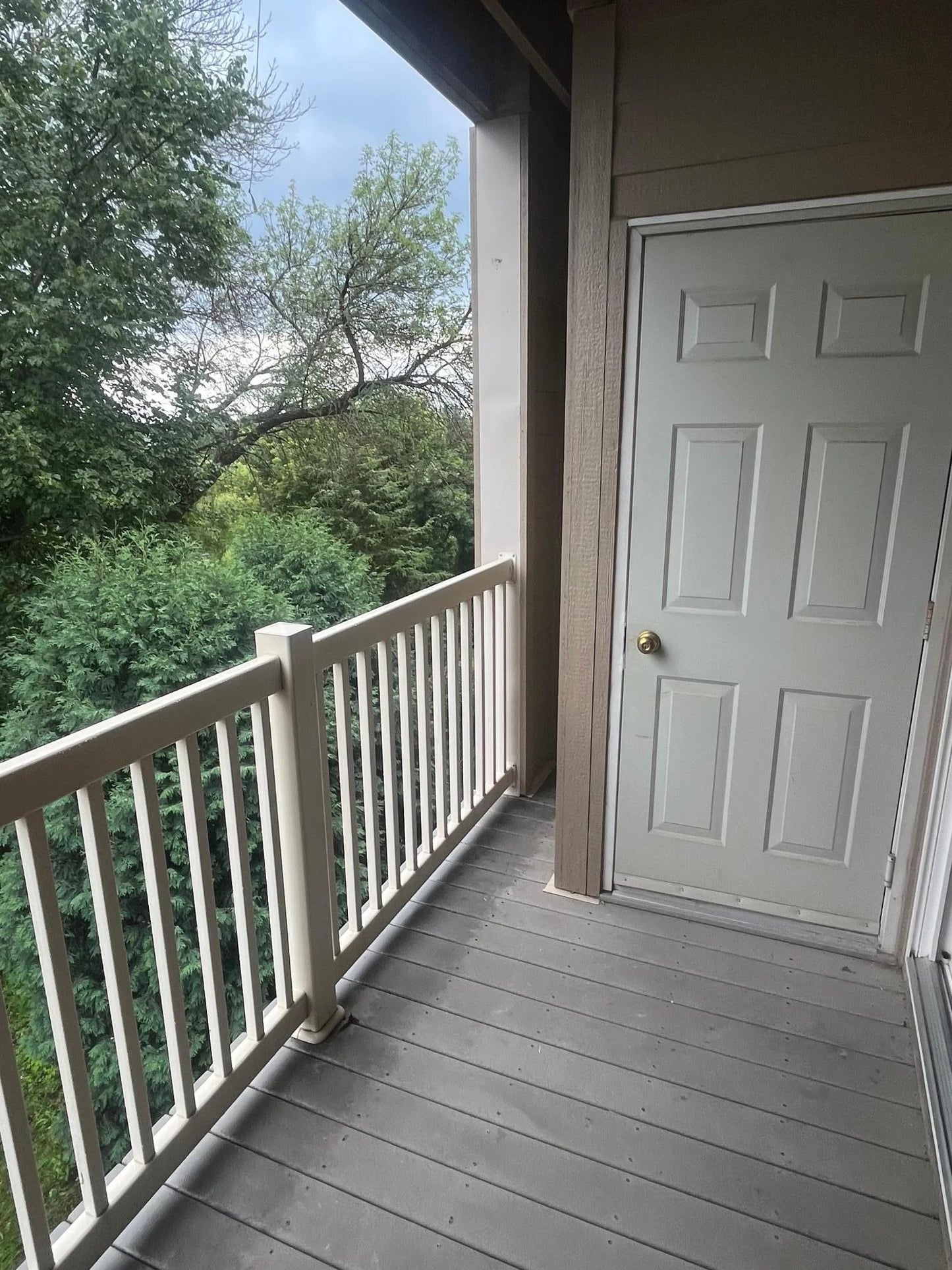 1321 Lake Drive, Chanhassen, MN 55317