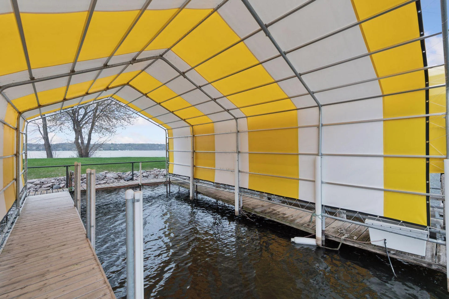 5420 Three Points Boulevard, Mound, MN 55364