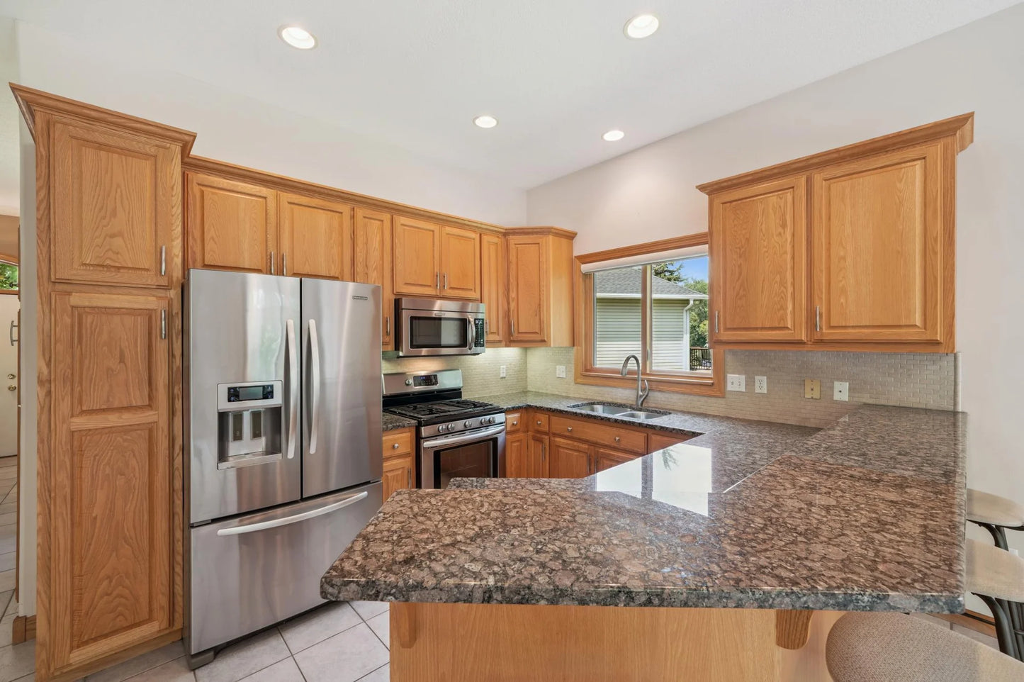 4354 Priorwood Street, Prior Lake, MN 55372