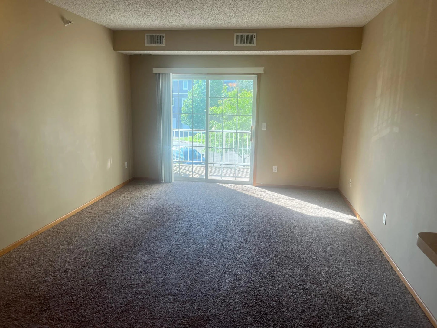 114200 Hundertmark Road, Chaska, MN 55318