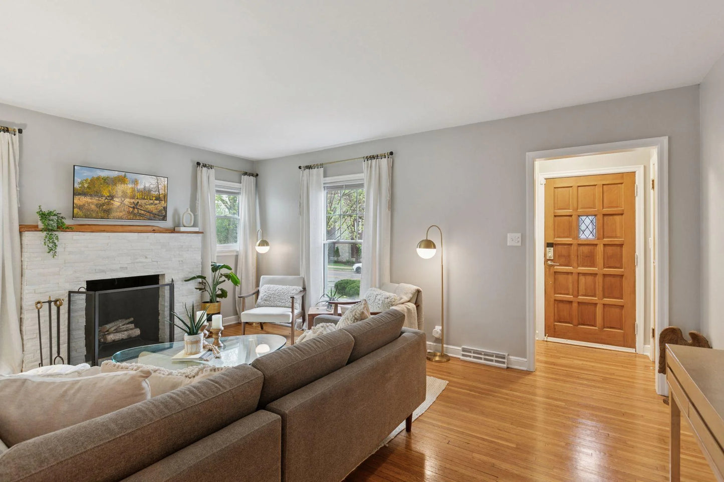 5217 France Avenue, Minneapolis, MN 55410
