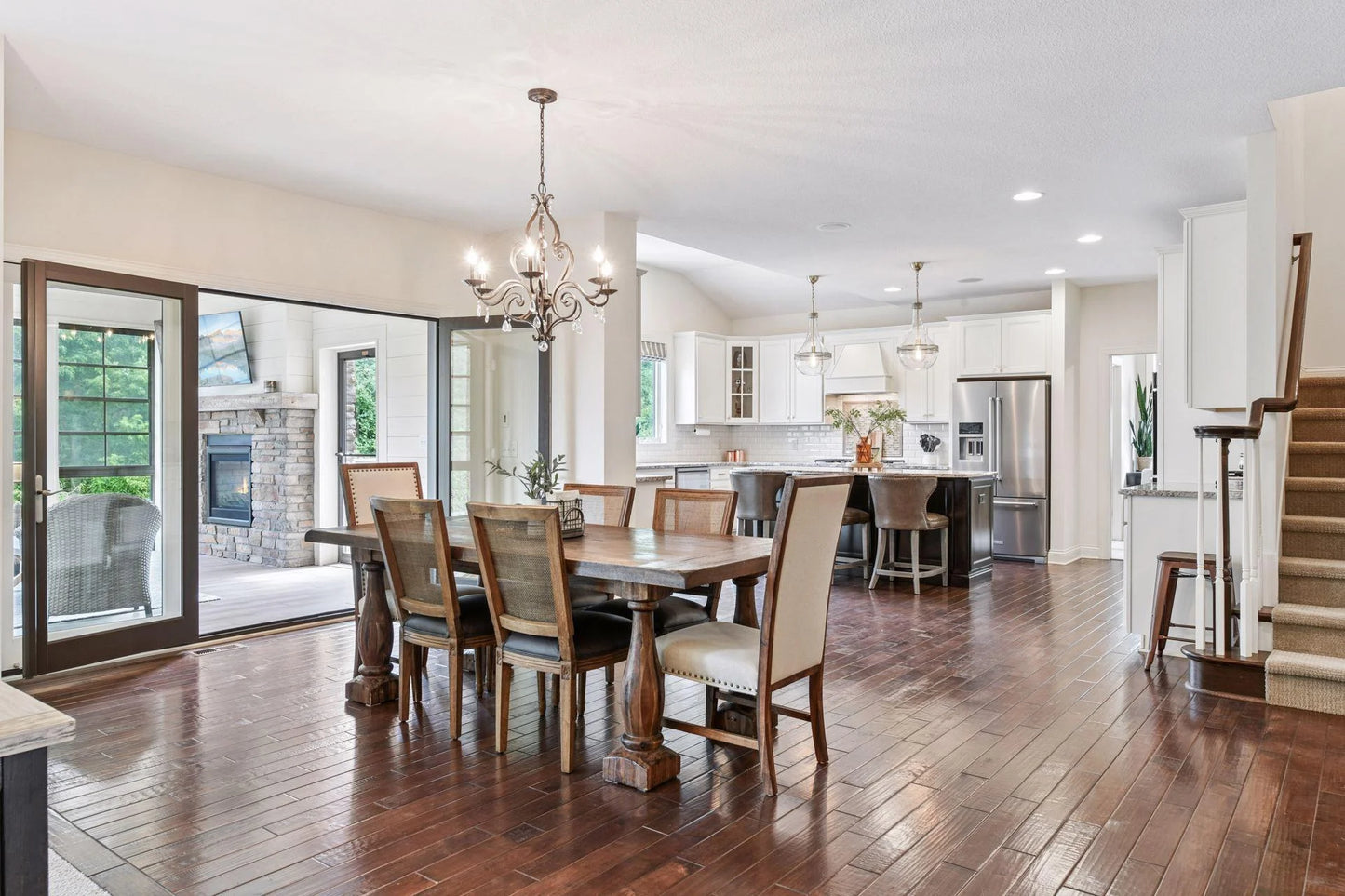 10009 Frederick Place, Eden Prairie, MN 55347
