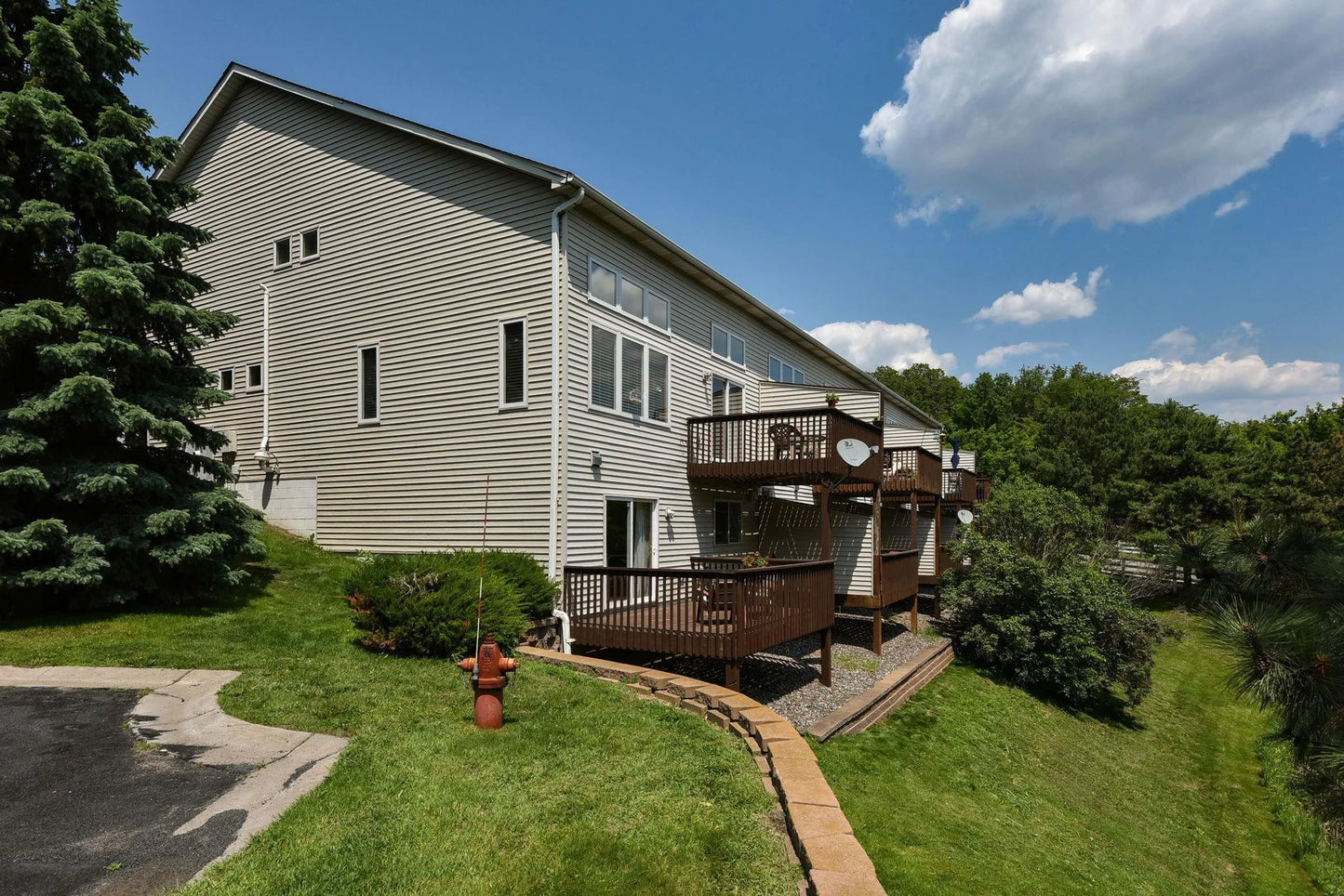 3799 Larabee Avenue, Saint Michael, MN 55376