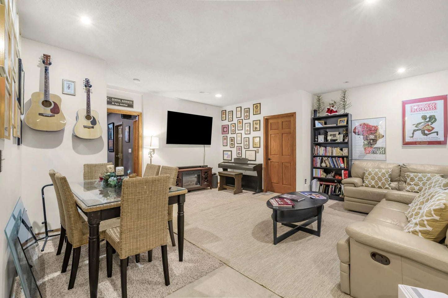 10512 Hidden Oaks Lane, Champlin, MN 55316