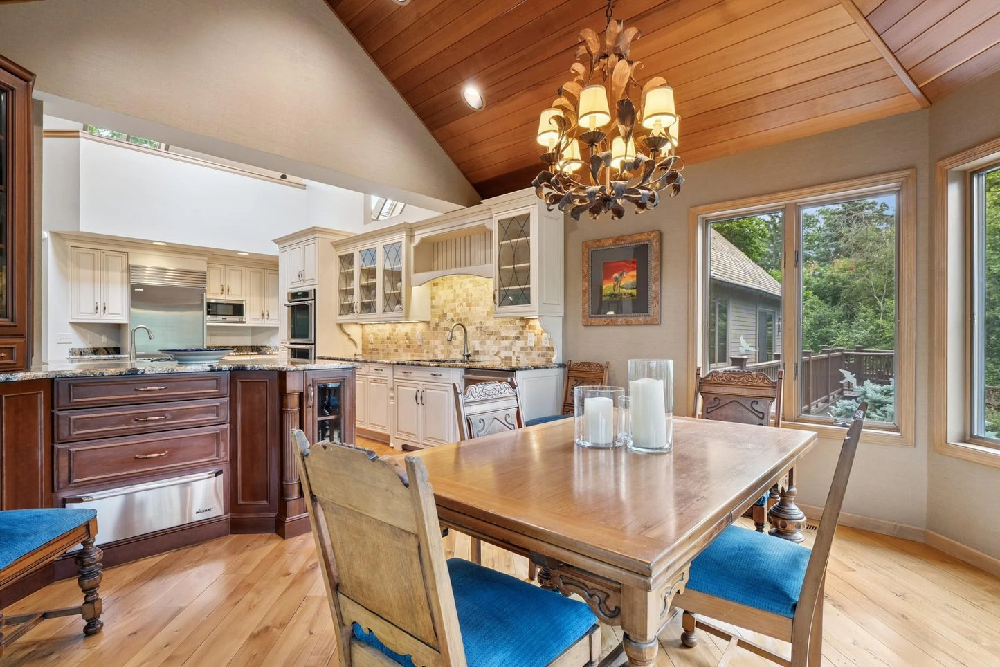 10420 Bluff Circle, Chaska, MN 55318