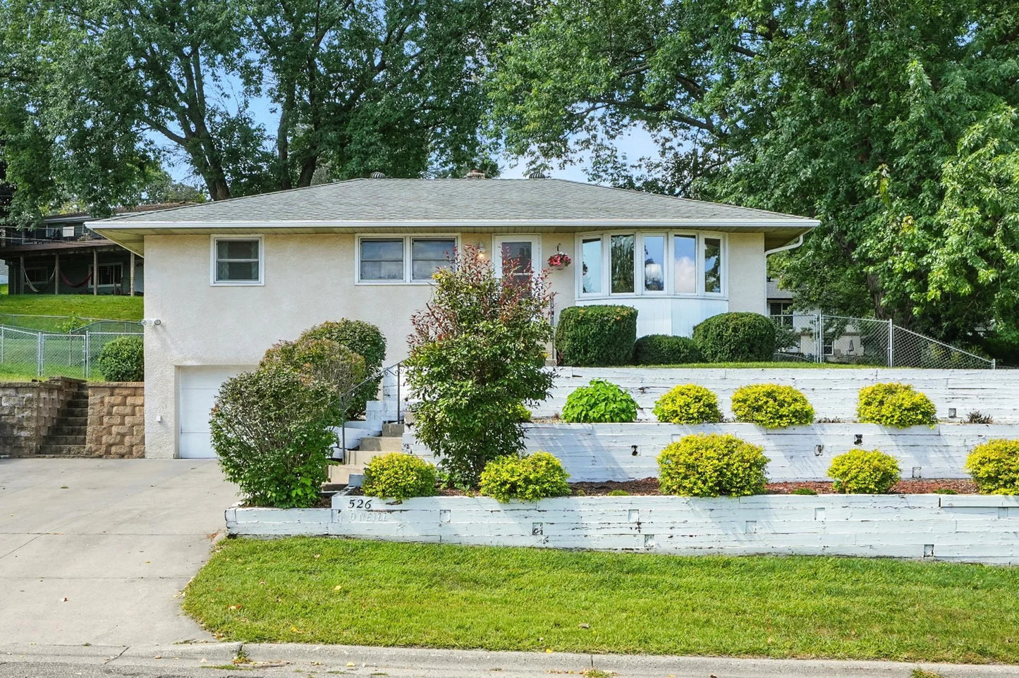 526 9th Avenue, South Saint Paul, MN 55075