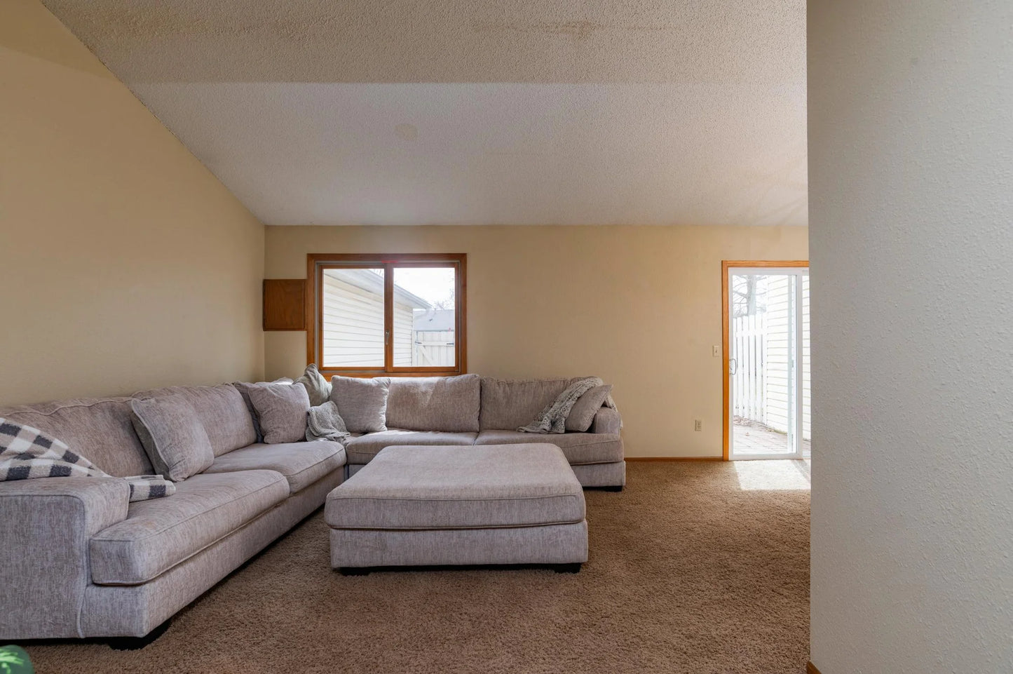 4811 Orchid Lane, Plymouth, MN 55446