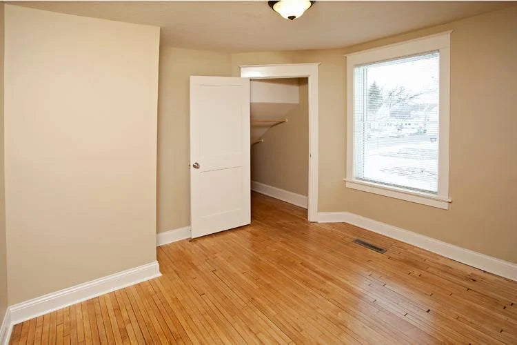 856 Burr Street, Saint Paul, MN 55130