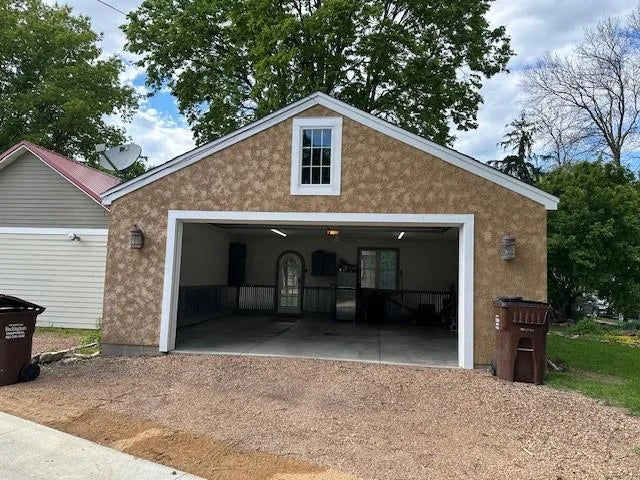100 Wood Street, Jordan, MN 55352
