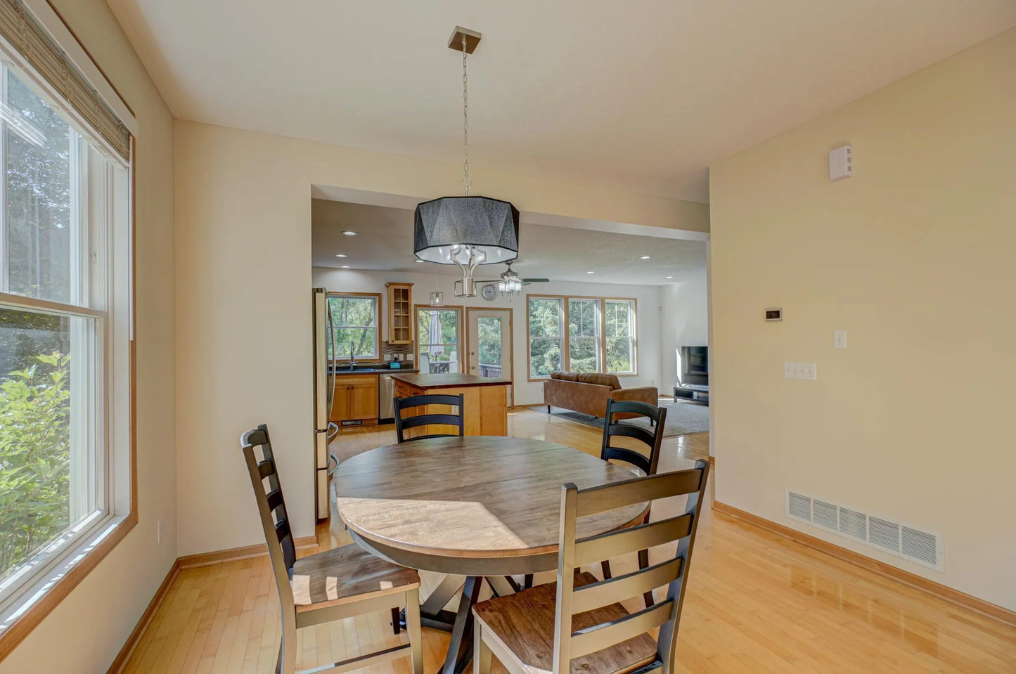 431 Country Road, Stillwater, MN 55082