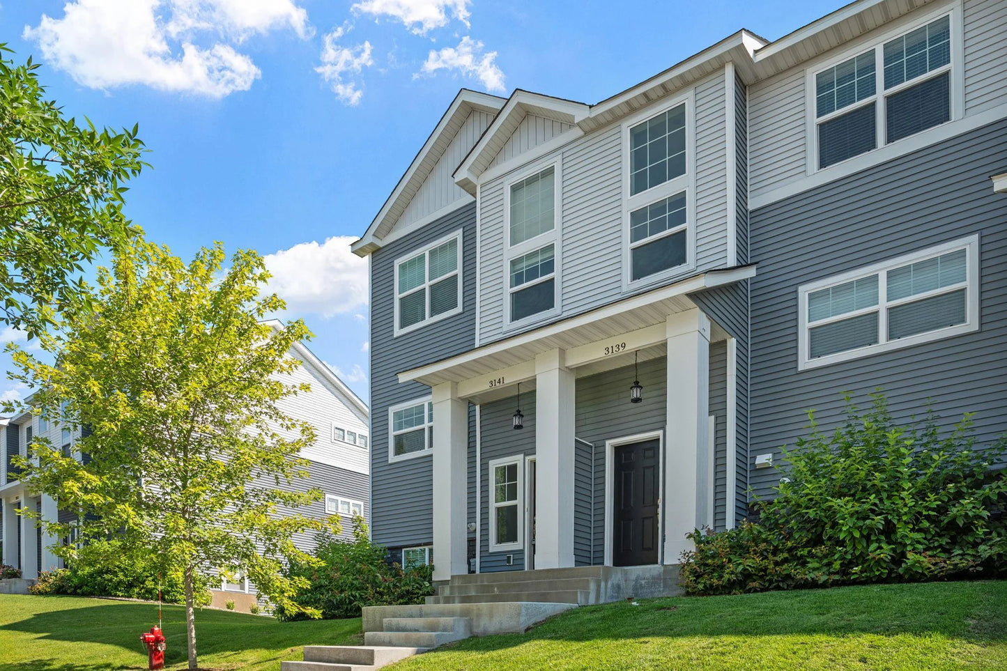 3141 Clover Ridge Drive, Chaska, MN 55318