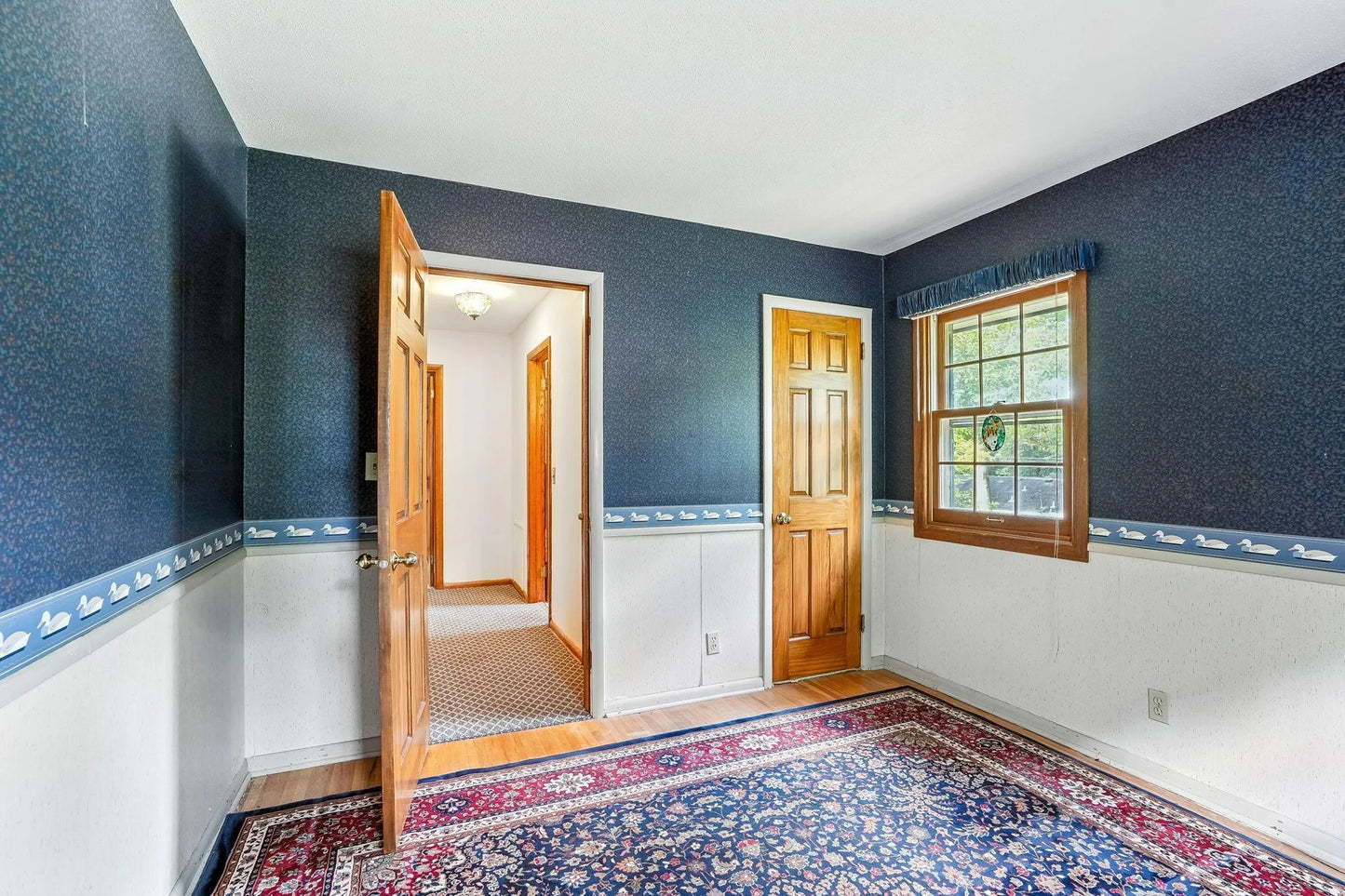 301 Kenmar Circle, Minnetonka, MN 55305