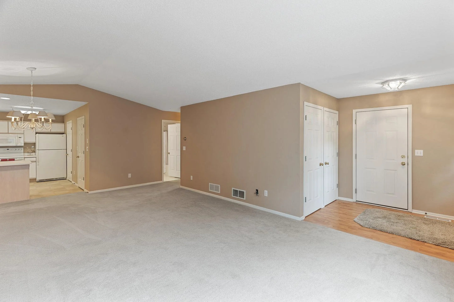 5598 Kalland Avenue, Albertville, MN 55301