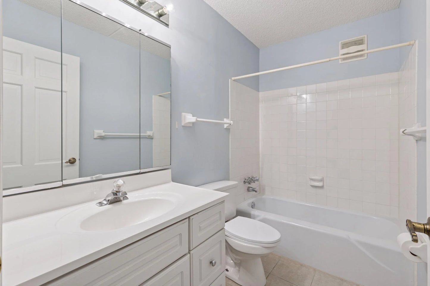 6650 Vernon Avenue, Edina, MN 55436