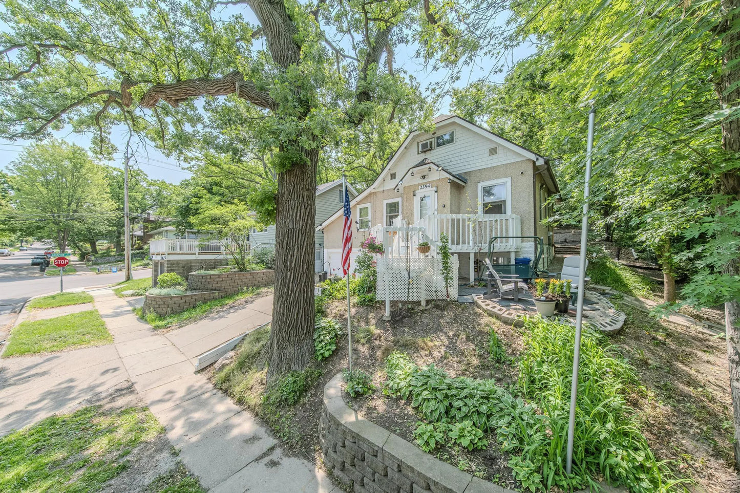 2394 Valentine Avenue, Saint Paul, MN 55108