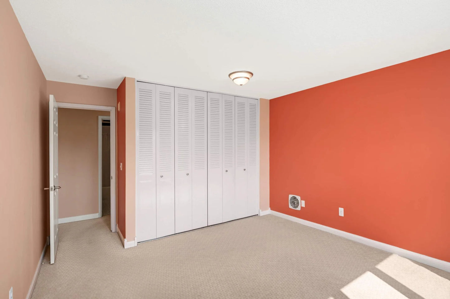 4370 Brookside Court, Edina, MN 55436