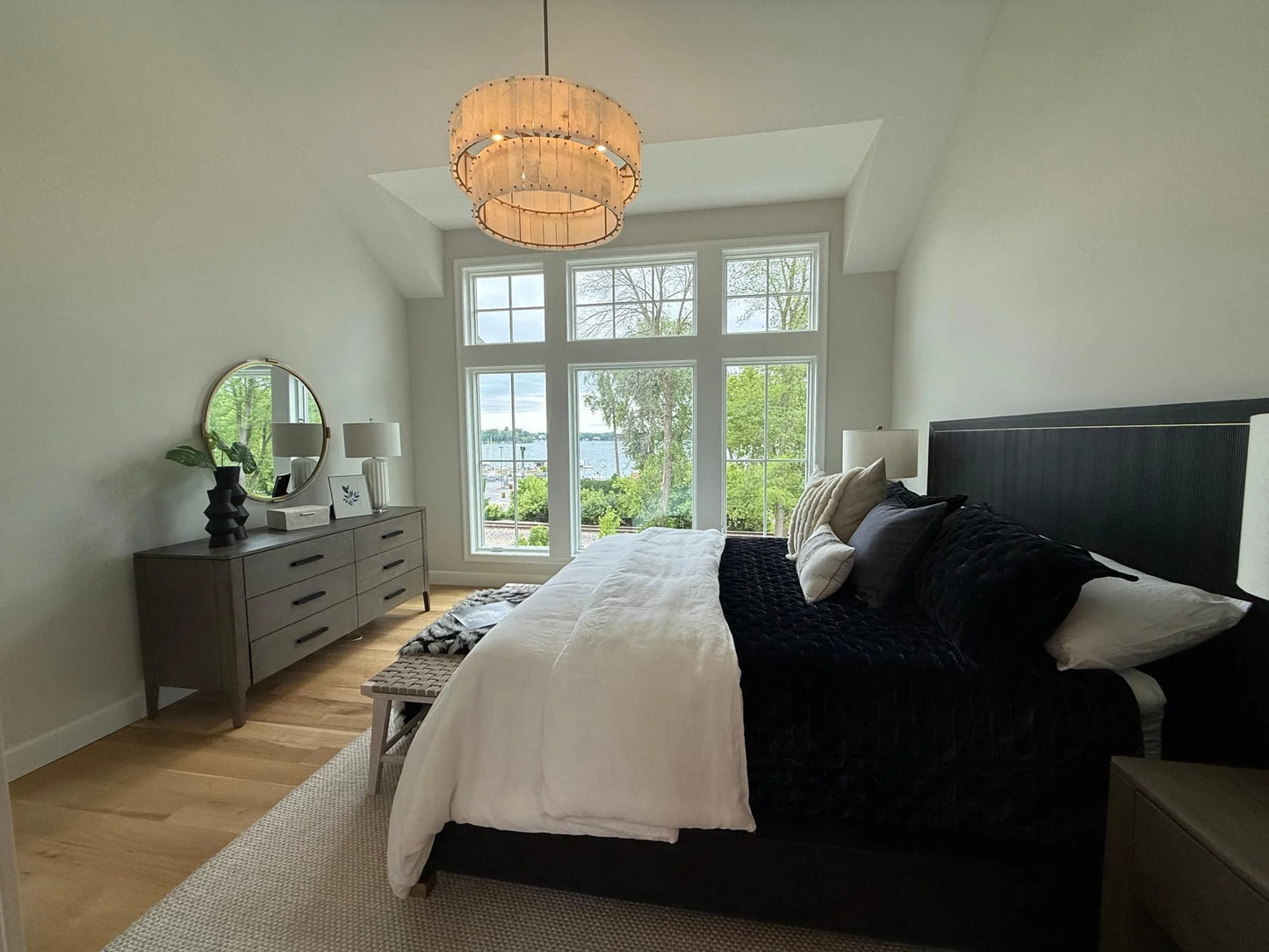 1038 Lake Street, Wayzata, MN 55391