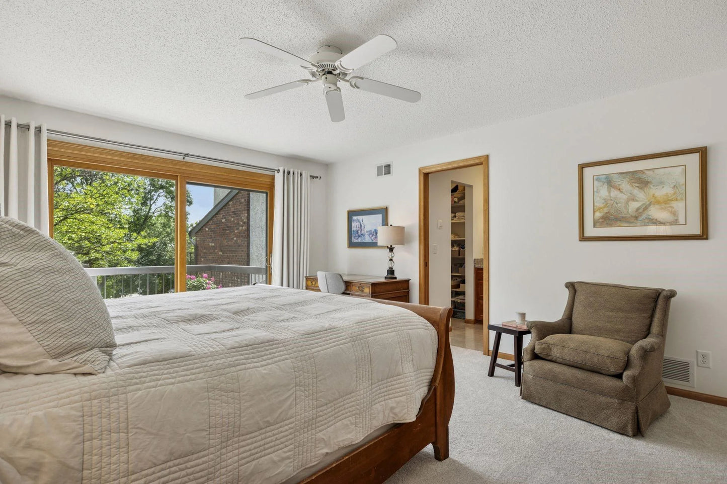 6104 Blake Ridge Road, Edina, MN 55436