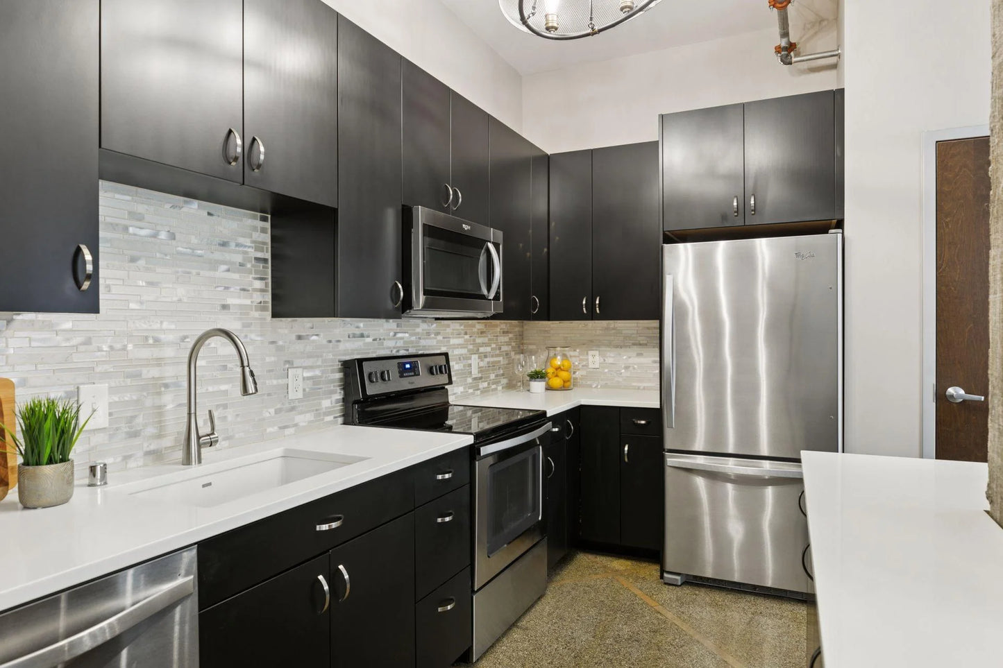 350 Saint Peter Street, Saint Paul, MN 55102