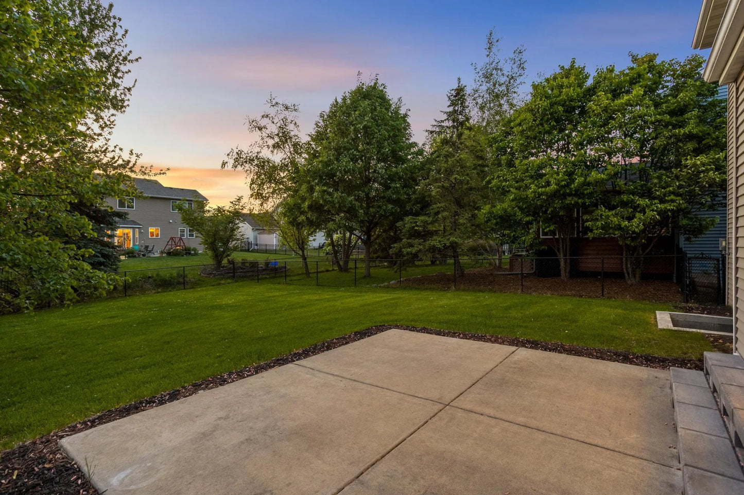 10935 Eagle View Place, Woodbury, MN 55129