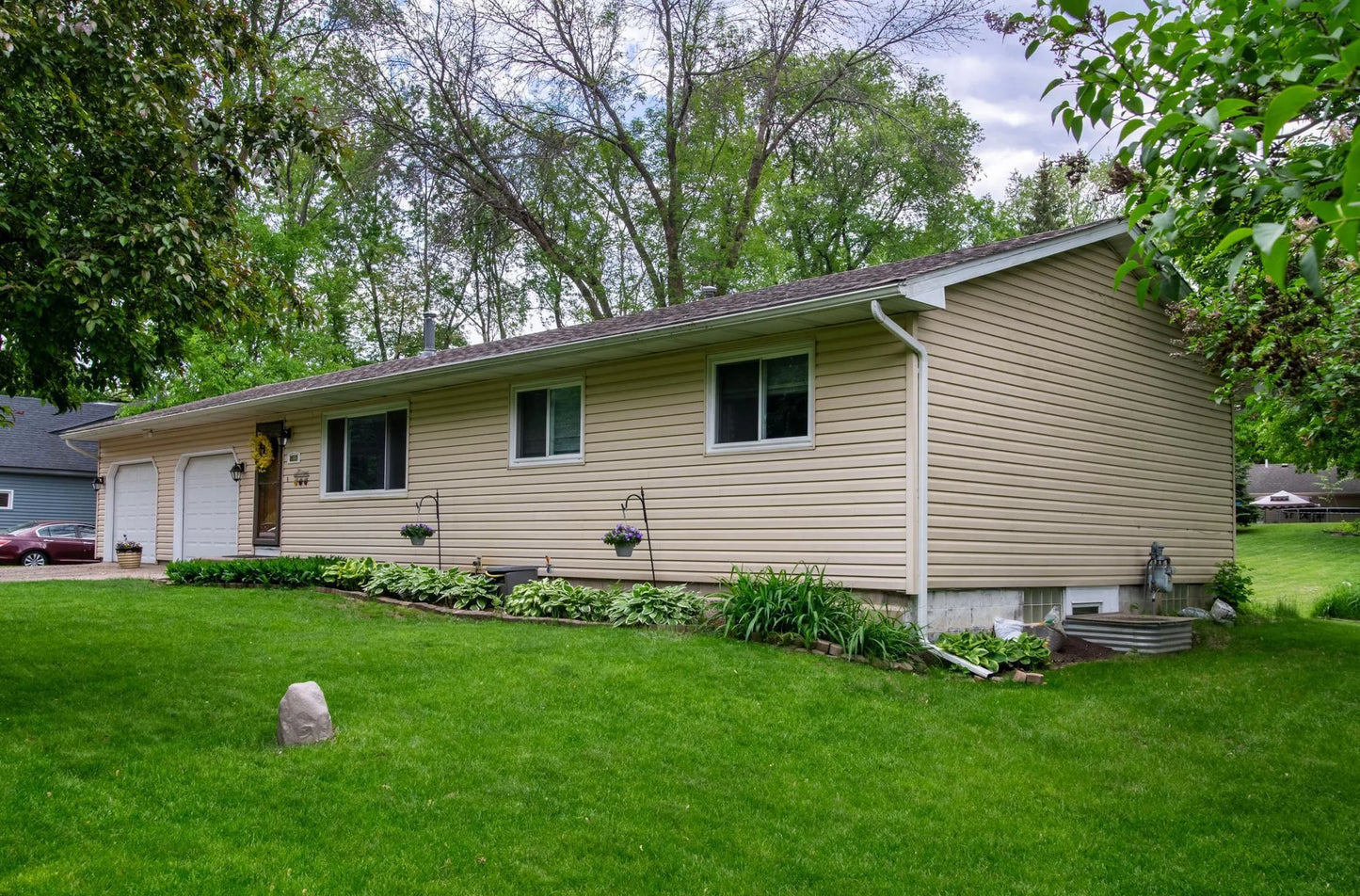 8659 215th Street, Forest Lake, MN 55025